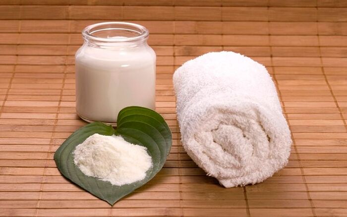 baking soda sareng anduk pikeun neken pikeun ngagedékeun sirit