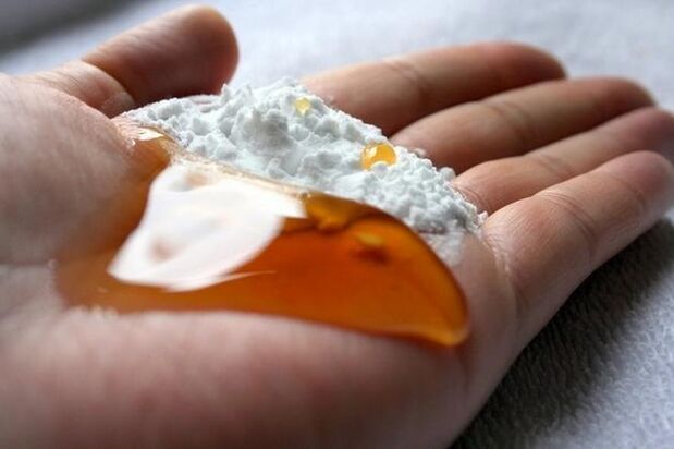 baking soda sareng madu kanggo pembesaran sirit